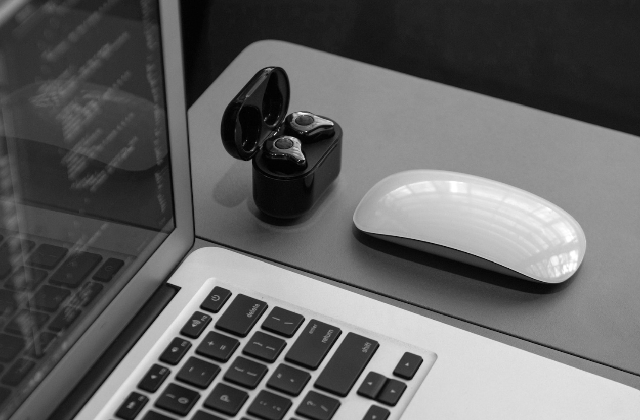 Five Smart Gadgets That Work Hard So You Don’t Have To